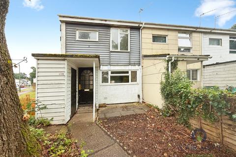 2 bed property, in Bicknor Road, £170,000