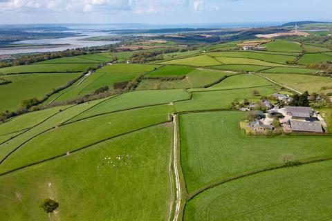 3 bed property, in Prixford, £1,800,000