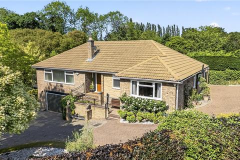 3 bed property, in Mill Lane, £685,000