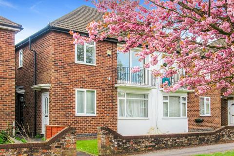 2 bed property, in Sedgemoor Road, £125,000