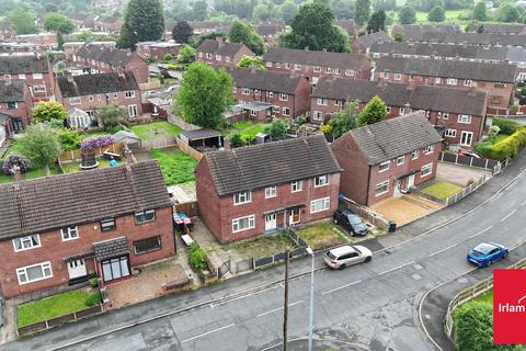 3 bed property, in Fir Street, £215,000
