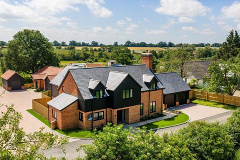 5 bed property, in Cow Lane, £950,000