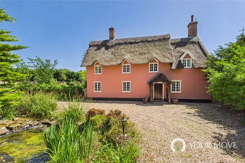4 bed property, in Kenninghall Road, £575,000