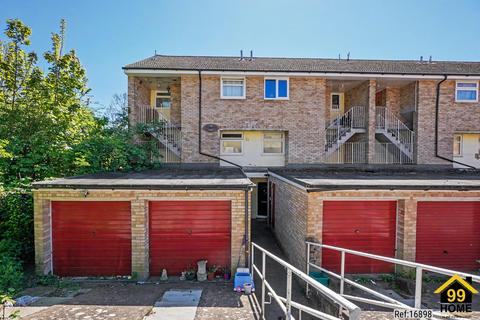 3 bed property, in Roseholme, £239,999