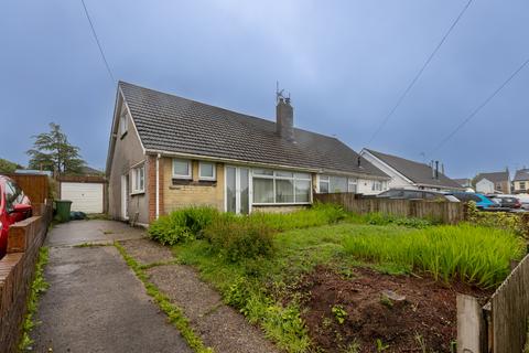 4 bed property, in Ffordd Y Capel, £250,000