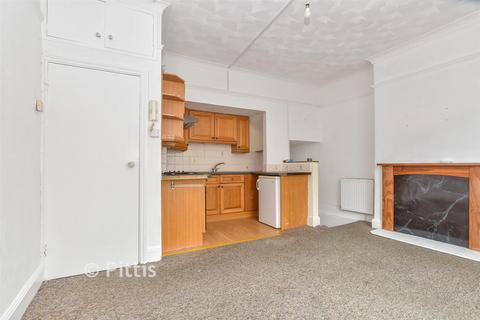 1 bed property, in St. James Street, £90,000
