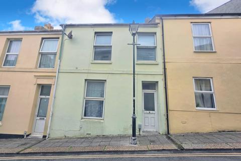 3 bed property, in 15 Waterloo Street, £75,000