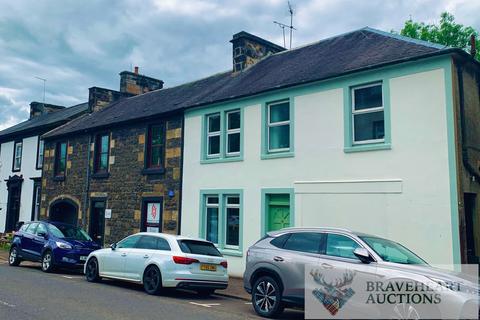 2 bed property, in Eglinton Street, £67,000