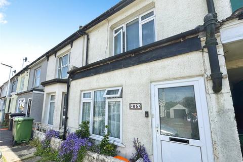 3 bed property, in Winchelsea Road, £225,000