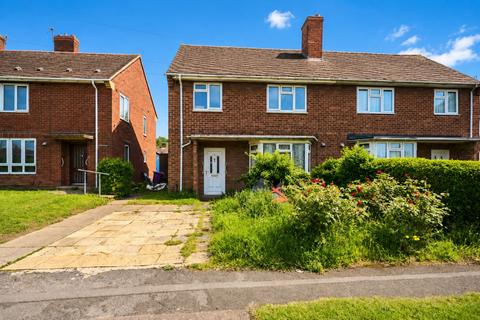 3 bed property, in 6 Cavendish Road, £49,000