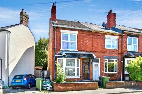 3 bed property, in 31. Court Road, £120,000