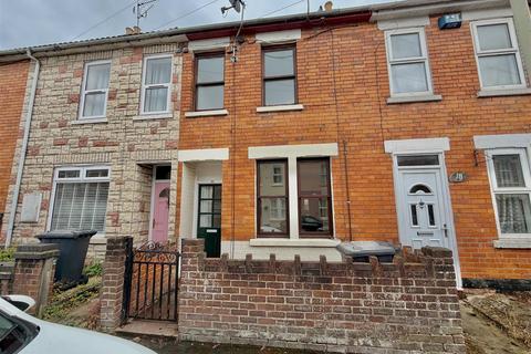 2 bed property, in Cecil Road, £185,000