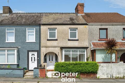 2 bed property, in Waun Wen Road, £110,000