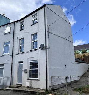 3 bed property, in 65 New Street, £230,000