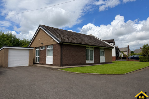 2 bed property, in Slade Lane, £250,000