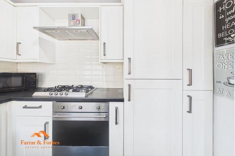 3 bed property, in Granville Street, £130,000