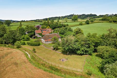 5 bed property, in Membury, £1,100,000