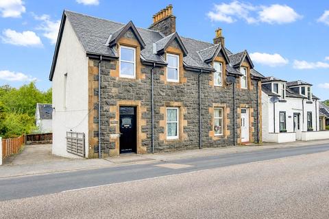 4 bed property, in Croshval, £310,000