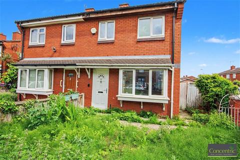 2 bed property, in Liverpool L4, £100,000