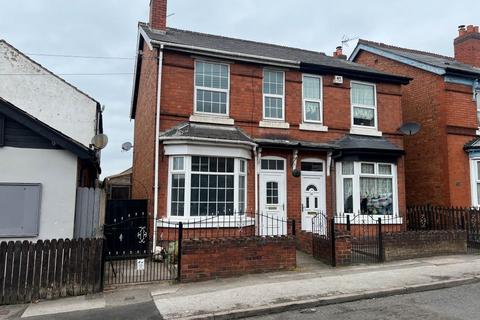 3 bed property, in 38 King Edward Street, £49,000