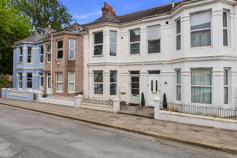 2 bed property, in Neath Road, £170,000