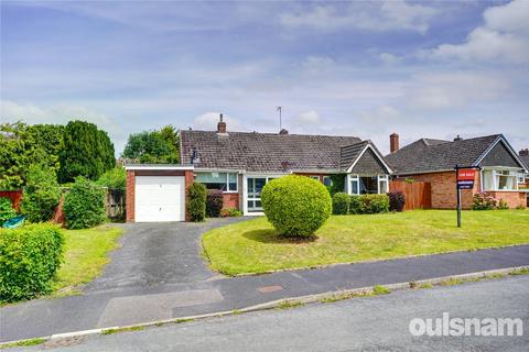 2 bed property, in Ripple Road, £400,000