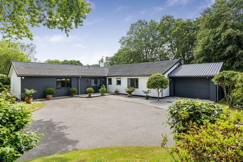 3 bed property, in Trevilla, £1,250,000