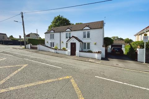 3 bed property, in Belgrave Road, £360,000