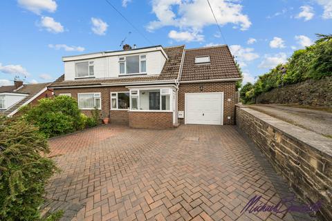 3 bed property, in Beldon Lane, £250,000