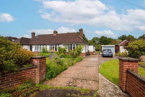 3 bed property, in Shefford Road, £500,000