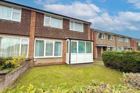 3 bed property, in Pastures Way, £350,000