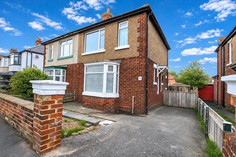 3 bed property, in Cambrian Road, £120,000