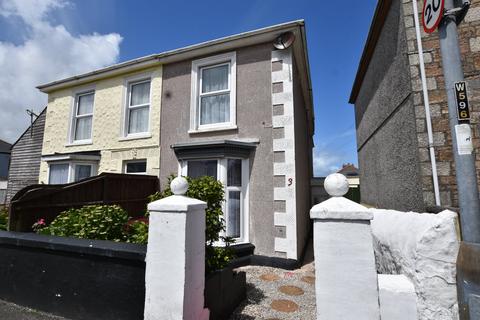 2 bed property, in Enys Road, £185,000