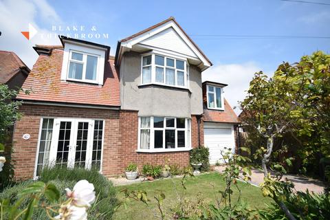 4 bed property, in Madeira Road, £450,000