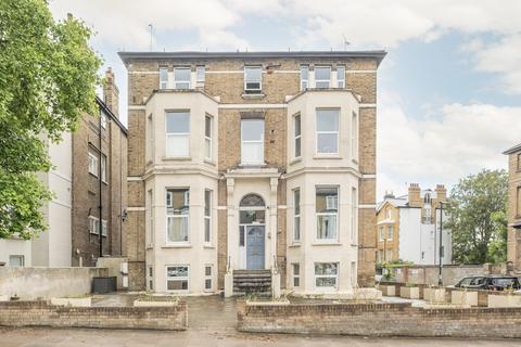 1 bed property, in Church Road, £425,000