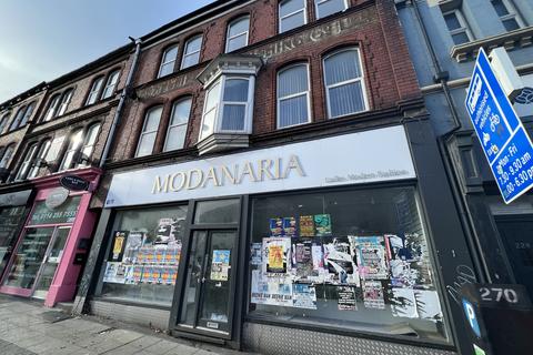 8 bed property, in 232, £200,000