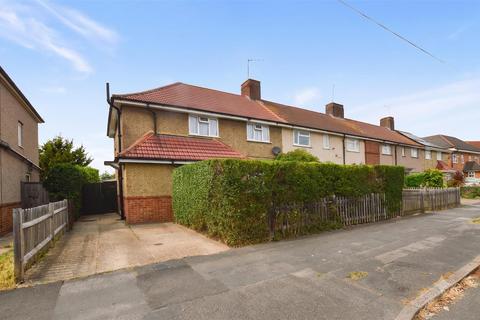 4 bed property, in Waterbeach Road, £550,000