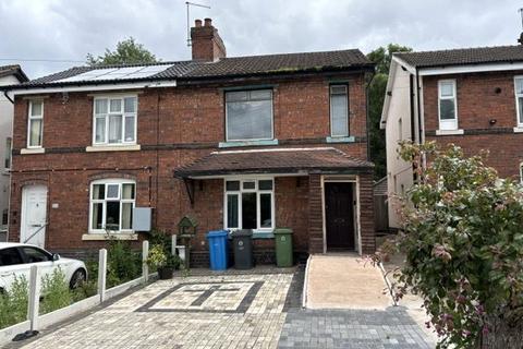 3 bed property, in Stafford Road, £85,000