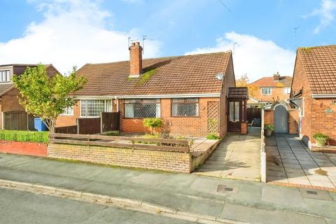 2 bed property, in 54 Manx Road, £185,000