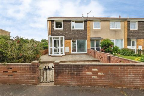 3 bed property, in Witcombe, £260,000