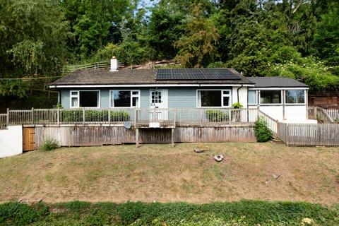 3 bed property, in Hoarwithy, £600,000