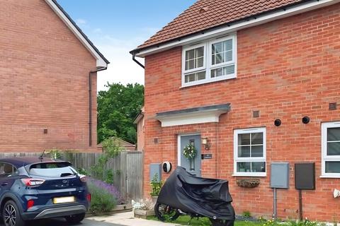 3 bed property, in Antonius Way, £200,000