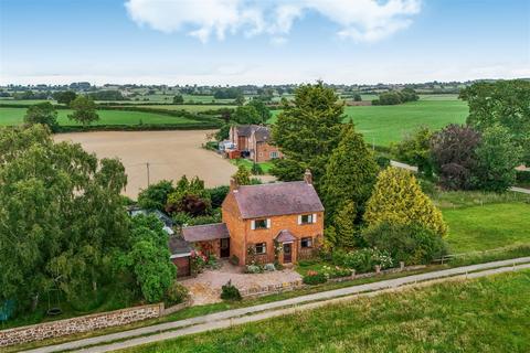 3 bed property, in Bagley, £325,000