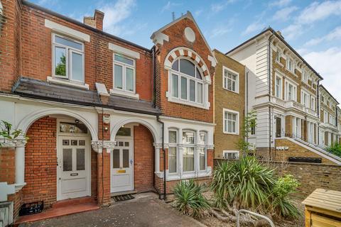 2 bed property, in Argyle Road, £500,000