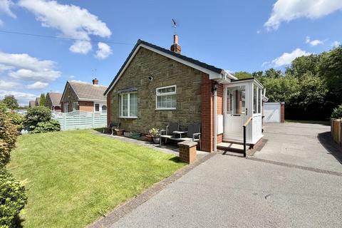 3 bed property, in Lunnsfield Lane, £395,000
