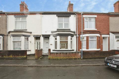 3 bed property, in Craven Road, £220,000