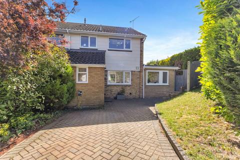 3 bed property, in Buttermere Avenue, £475,000