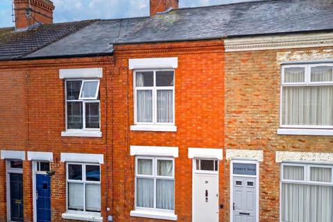 3 bed property, in Hearth Street, £210,000