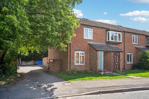 2 bed property, in King James Way, £350,000