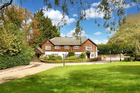 4 bed property, in Beaconsfield Road, £1,800,000